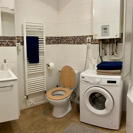 Sauna 2kk 아파트